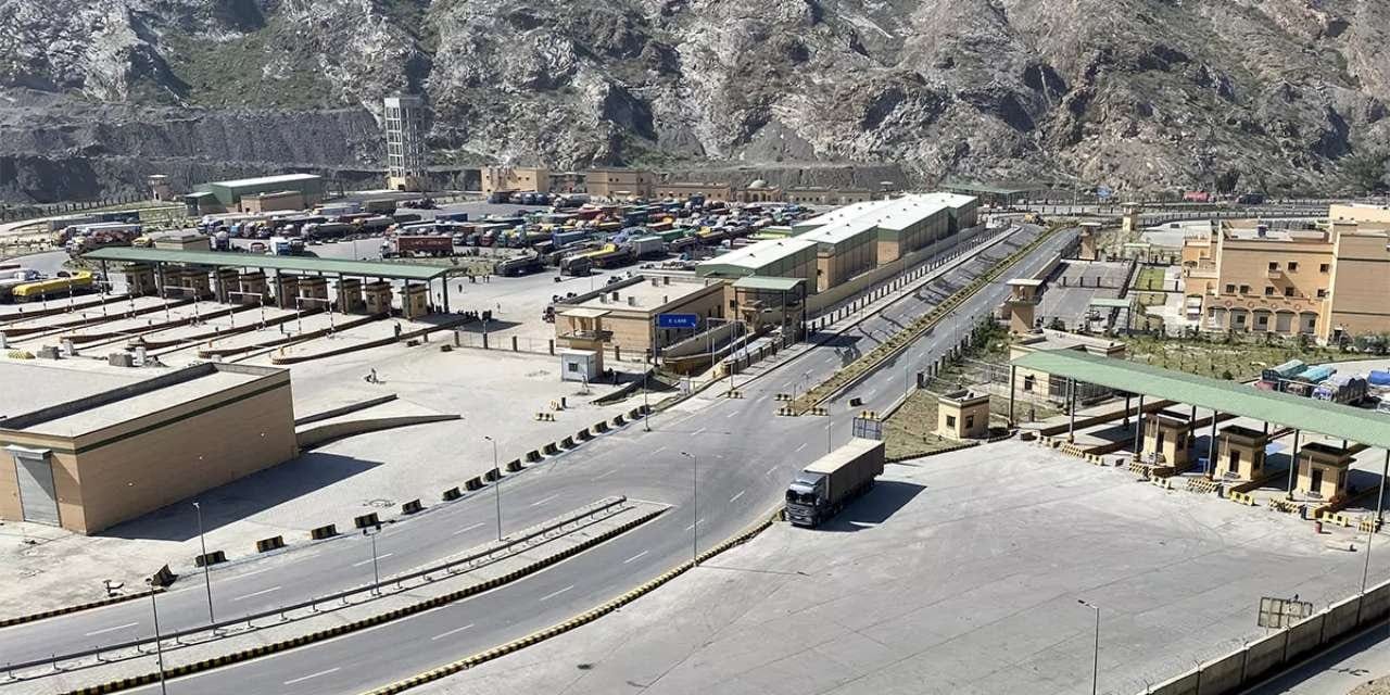 Afganistan-Pakistan arasında yeni ateşkes