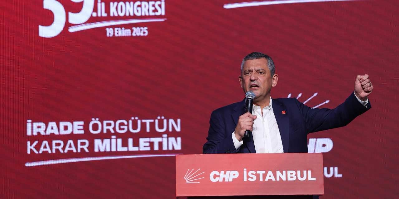 Özgür Özel İstanbul Kongresi'nde konuştu: Ben size mücadele vadediyorum