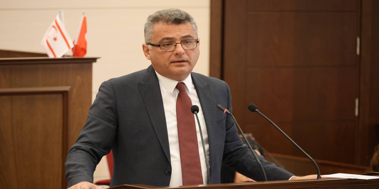 KKTC'de Cumhurbaşkanlığı seçimlerini muhalefet adayı Erhürman kazandı!