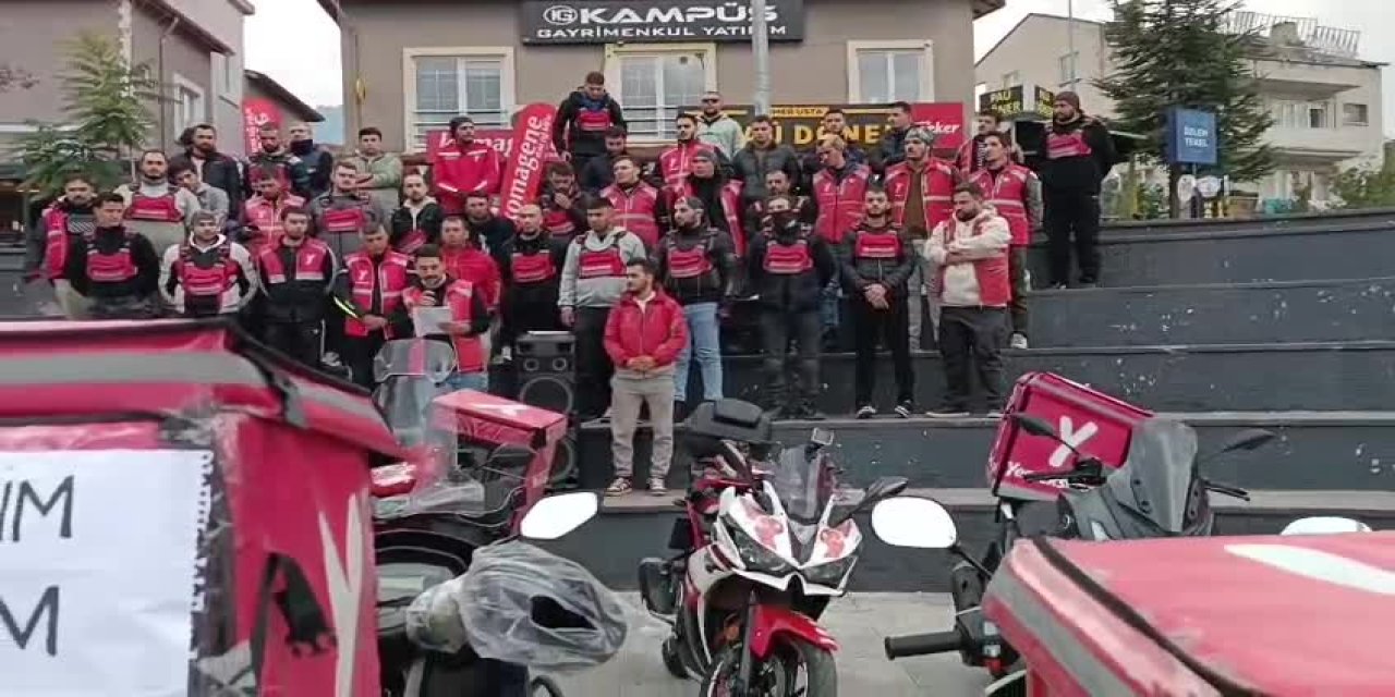 Yemeksepeti kuryeleri iş bıraktı: Adil, güvenli ve insanca çalışma koşulları istiyoruz