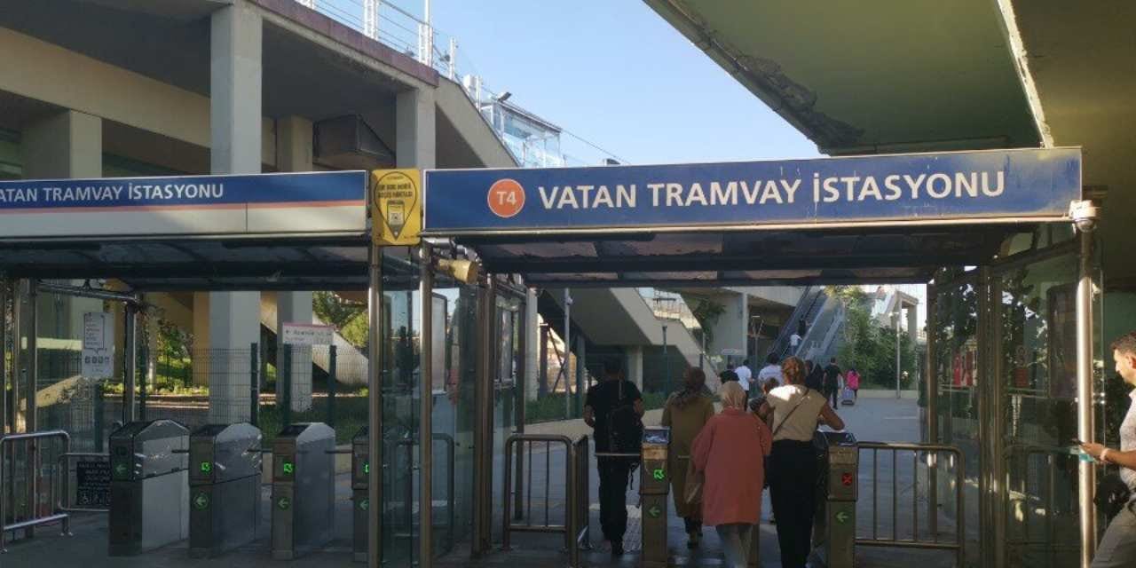 İstanbul'da bir tramvay durağında ceset bulundu