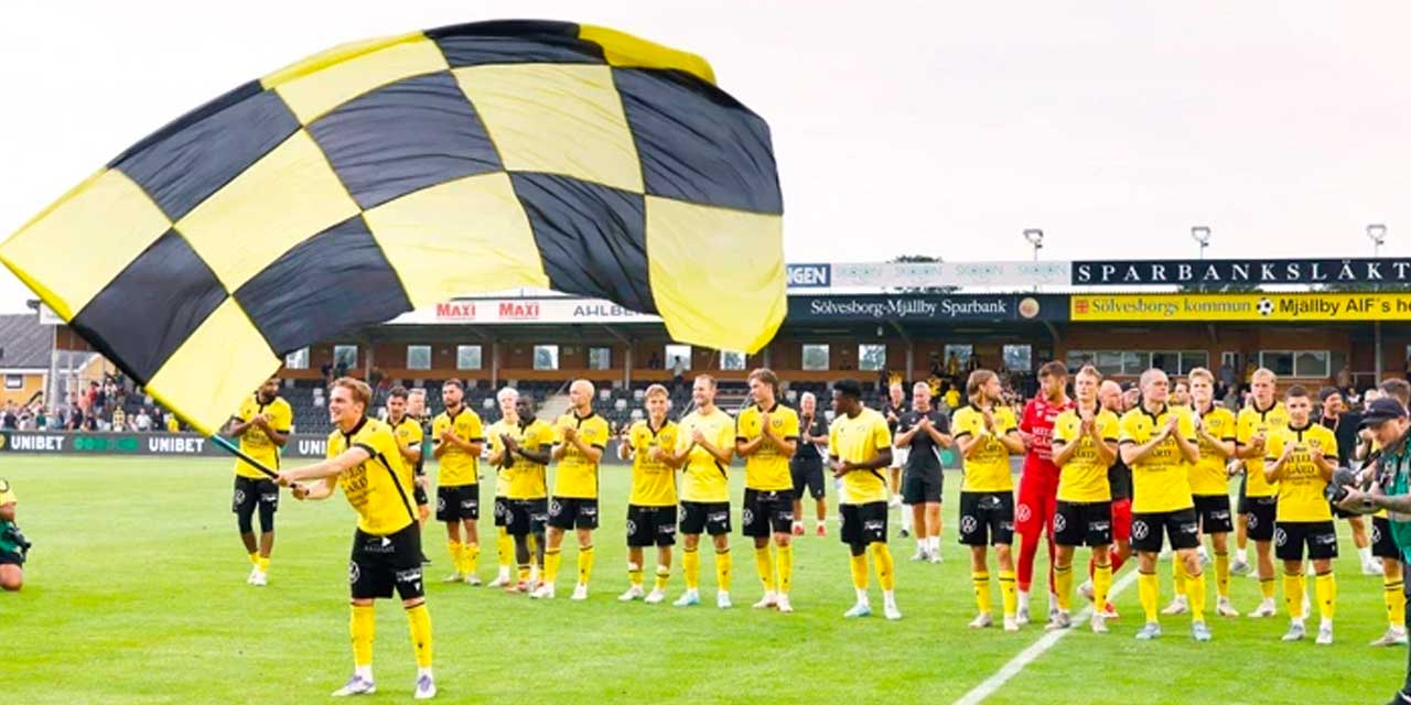 Bin 500 nüfuslu köy takımı kupayı kaldırdı: Şampiyonlar Ligi'nde mücadele edecek