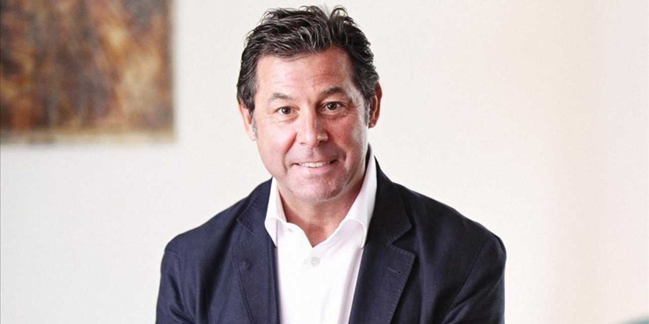 Cem Boyner ikinci torununu kucağına aldı