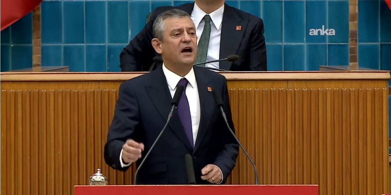 Nadir element bilmecesinde Özel'den Erdoğan'a hodri meydan! "Var mısın yok musun" deyip imzayı attı