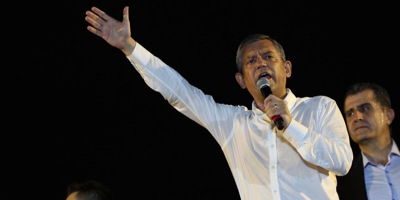 Özgür Özel'den çağrı: Türkiye bir yol ayrımındadır