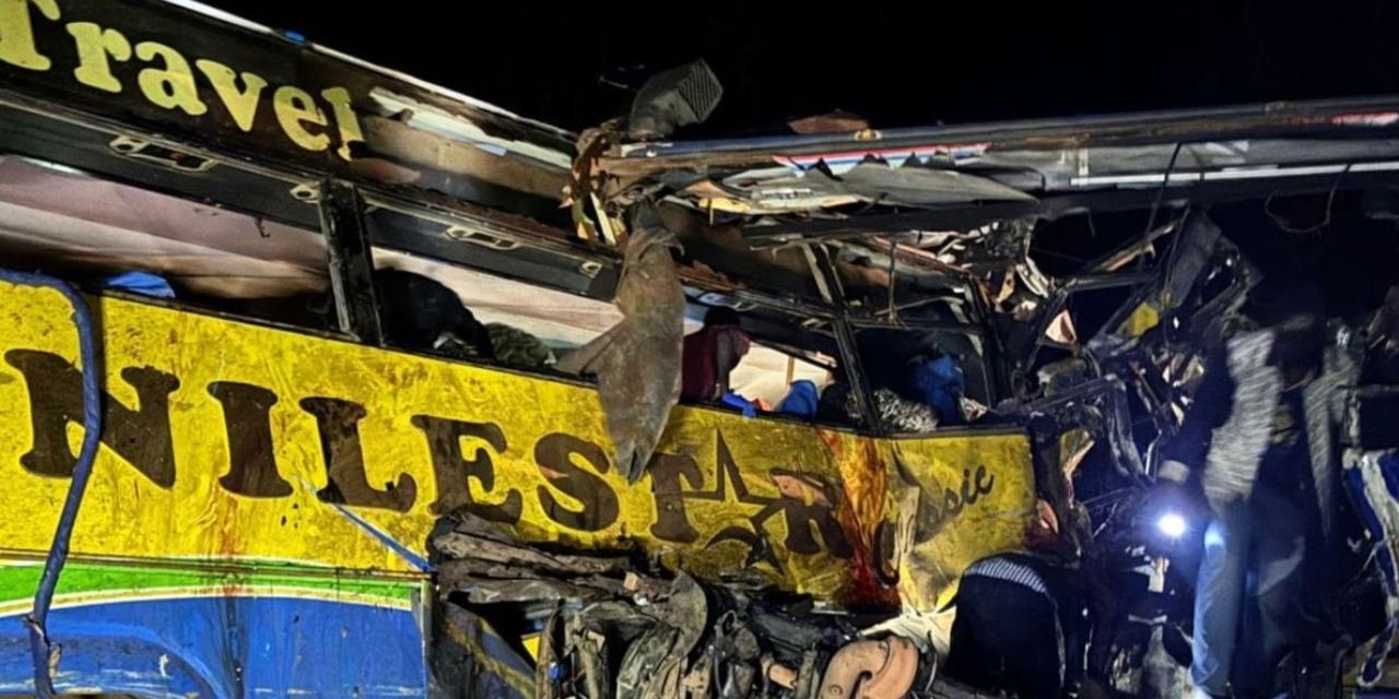 Katliam gibi kaza! Hatalı sollama yapan iki otobüs kafa kafaya çarpıştı: En az 63 kişi öldü