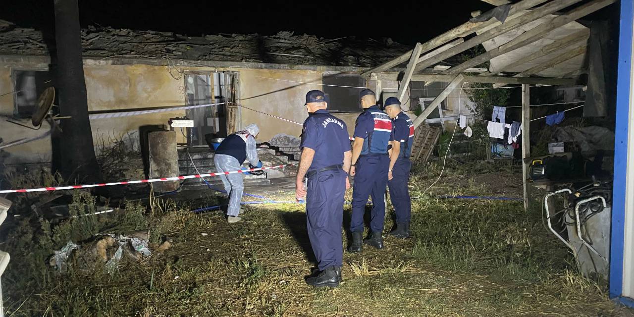 Annesini yaralayıp iş arkadaşını öldürdü! Mesaj attığını iddia etti