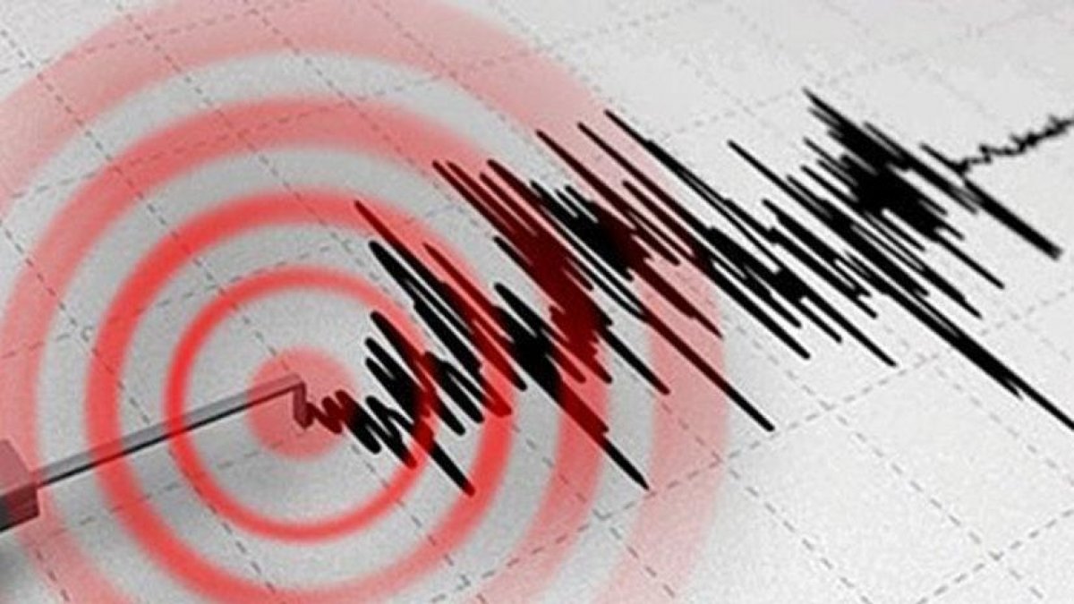 Antalya'da  korkutan deprem 