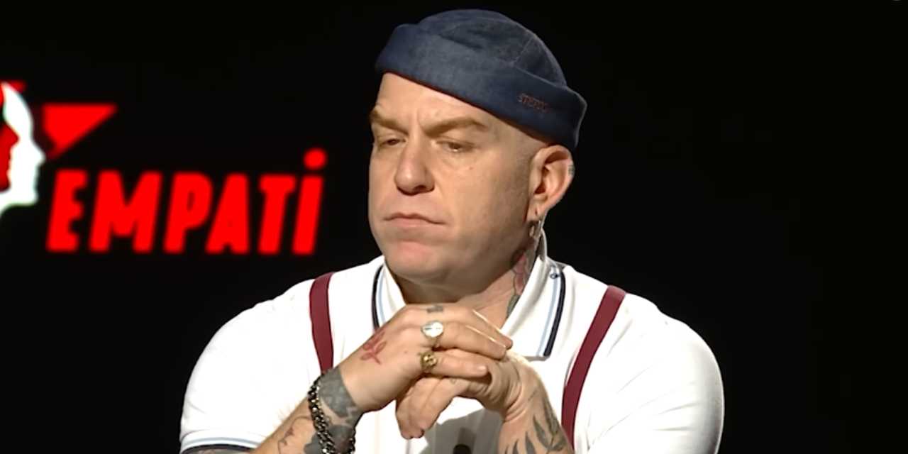 Gökhan Özoğuz yıllar sonra konuştu: 7 sene boyunca ağladım