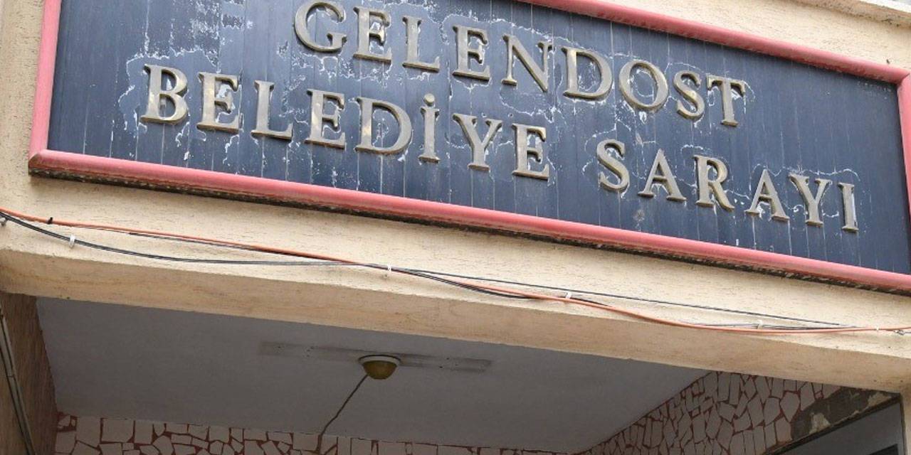 Eski belediye başkanına 23 yıl 11 ay hapis cezası