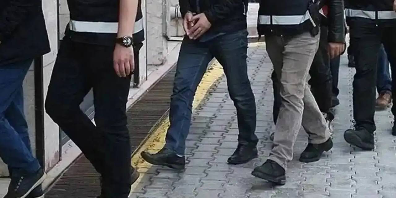 Kendilerini MİT çalışanı olarak tanıttılar! Dolandırıcılık operasyonlarında 19 tutuklama