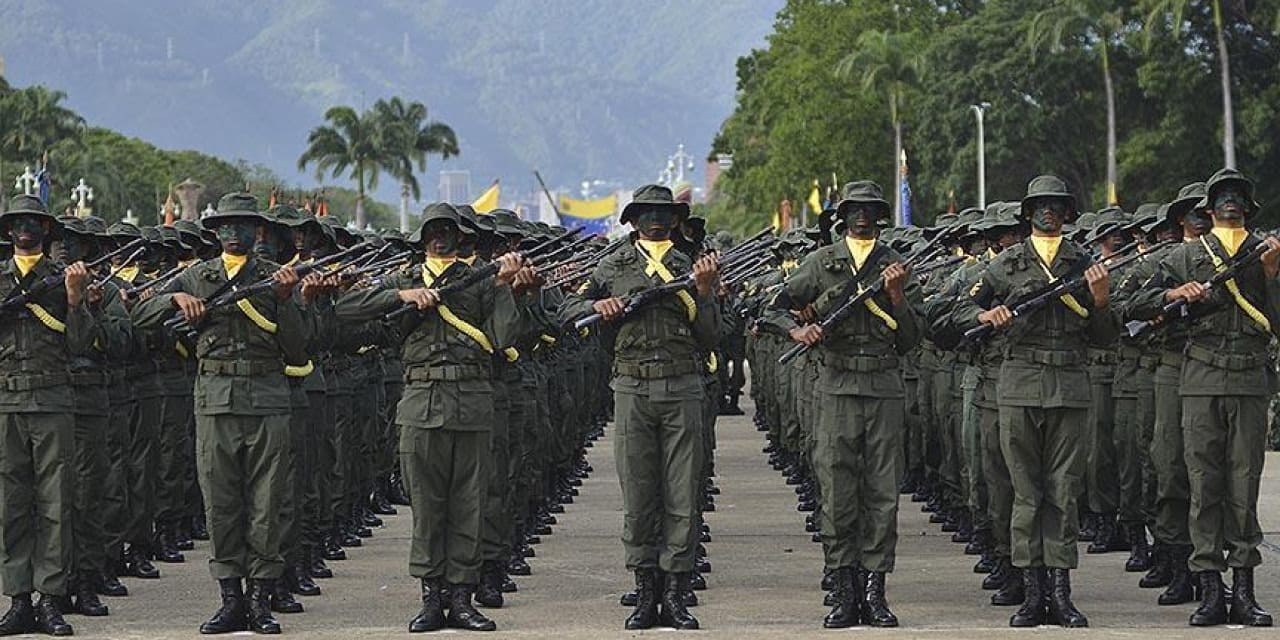 Trump Venezuela’ya operasyon açıklamıştı: Ordudan ABD’ye rest! 'Bir daha köle olmayacağız’