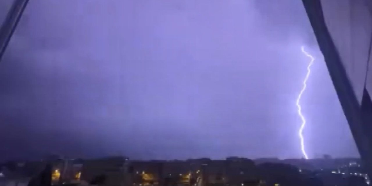 Meteoroloji uyarmıştı: İstanbul'da bütün gece yağdı