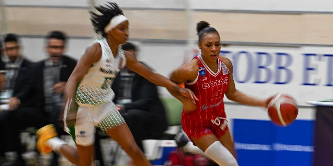 217 sayının atıldığı maçı Nesibe Aydın kazandı