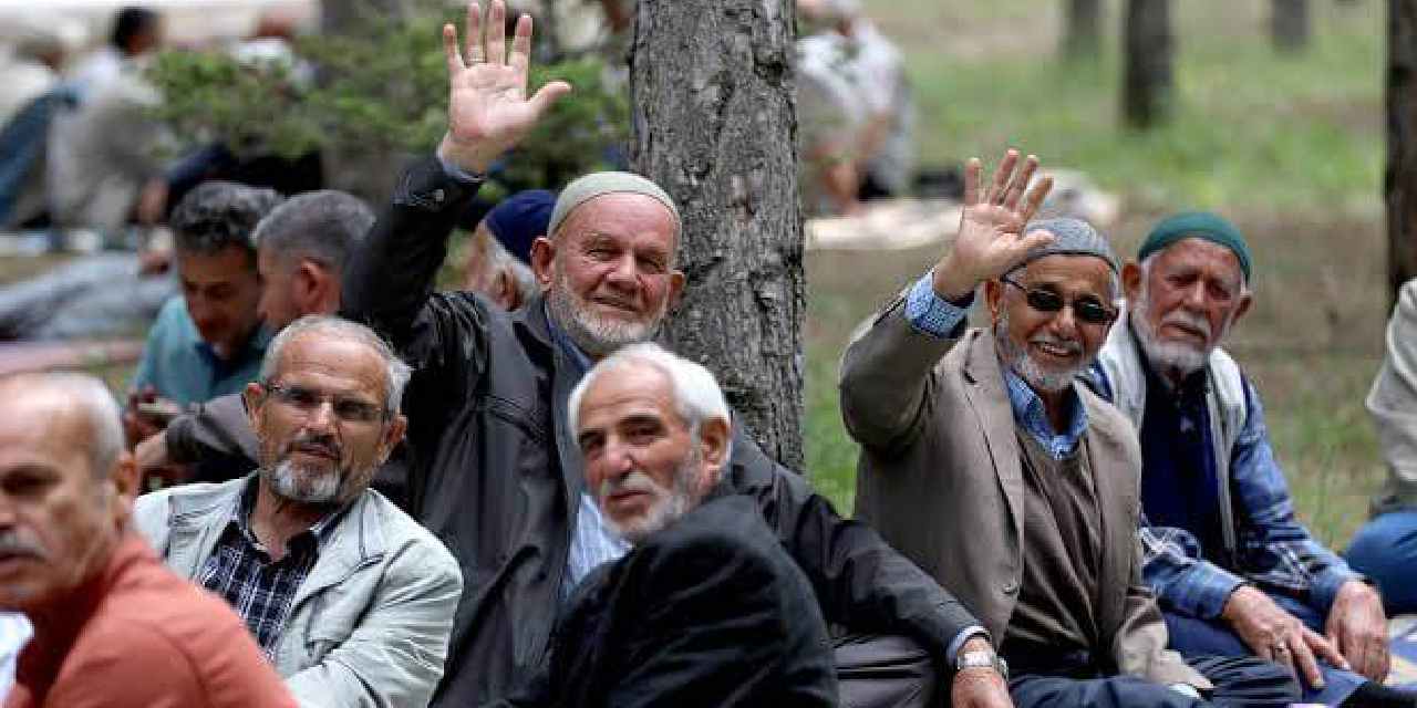 Maaşlardan yüzde 3 kesecekler: Üç kuruşa da göz diktiler!