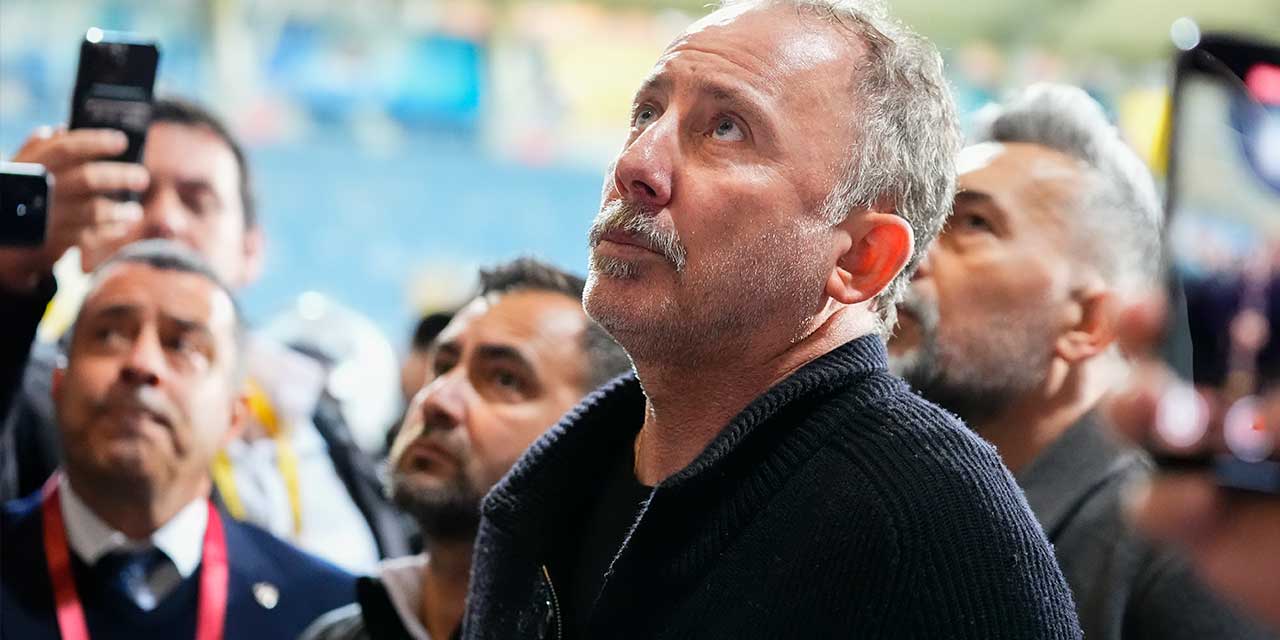 Sergen Yalçın taraftarlarla ne konuştuğunu açıkladı