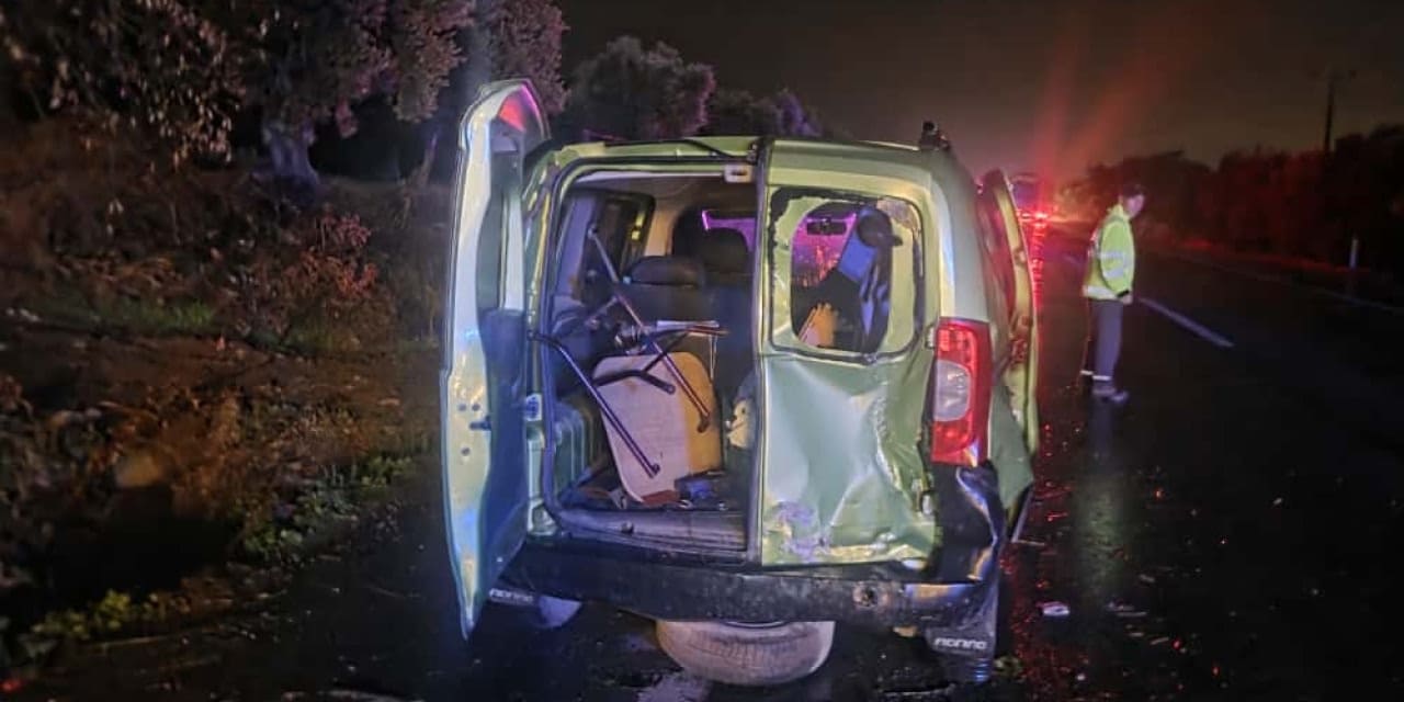 Bursa'da su kanalına çarpan sürücü yaşamını yitirdi