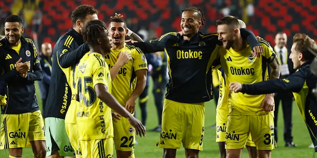 Fenerbahçe'de Tedesco Beşiktaş derbisi öncesi müjdeyi verdi: Futbolcular çok sevindi