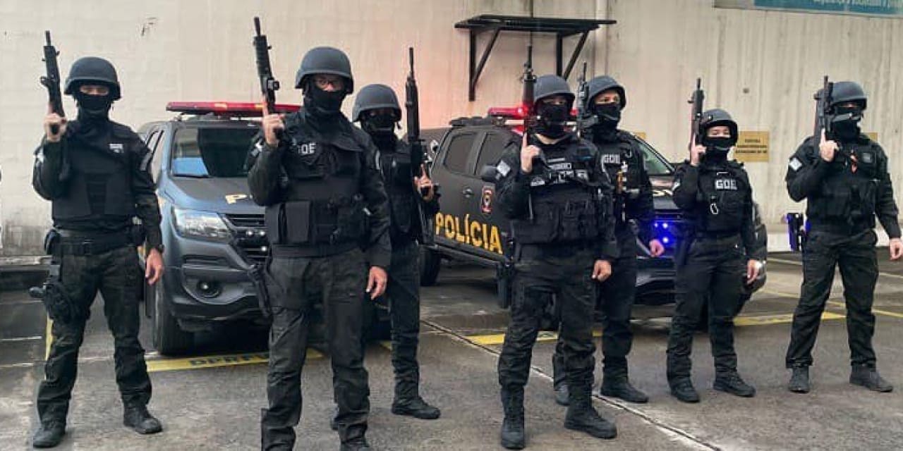 Brezilya'da kanlı operasyon: 4'ü polis 60 kişi öldü