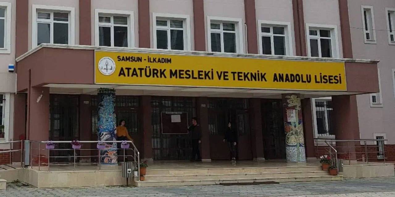 Cumhuriyet'in kentinde Atatürksüz 29 Ekim kutlaması: Erdoğan'ın posteri var Ata'nın yok!