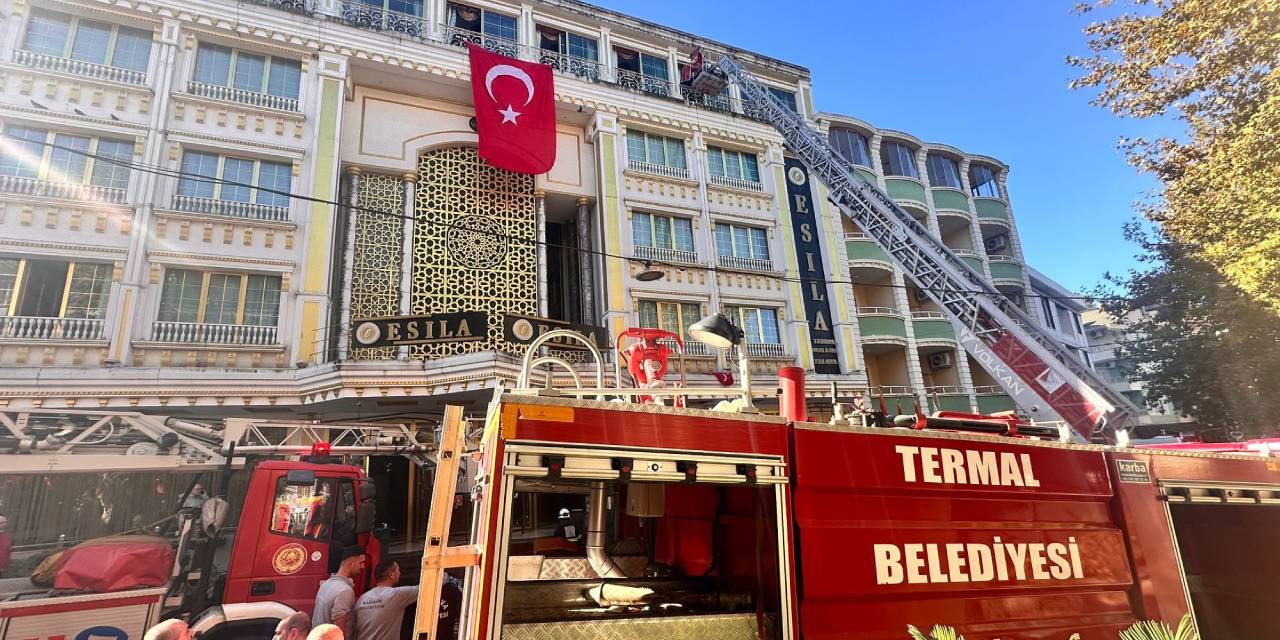 Yalova'da 5 katlı otelde yangın!