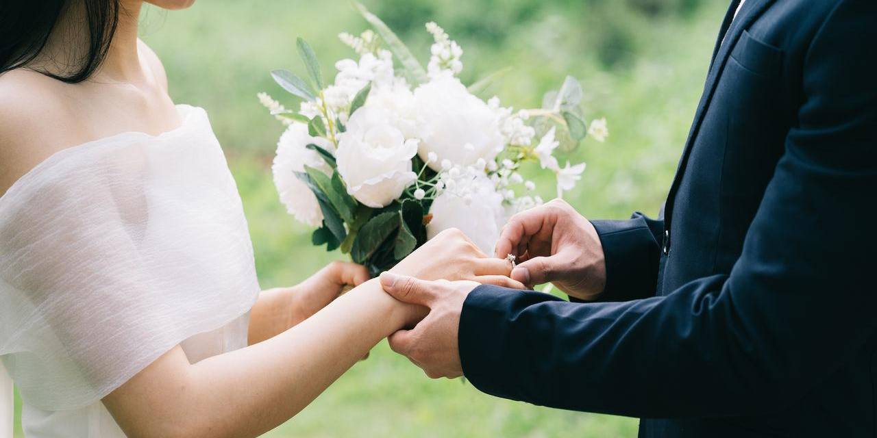 Şimdiye kadar Almanlardı: Geçen sene en çok Suriyelilere aşık olmuşuz!