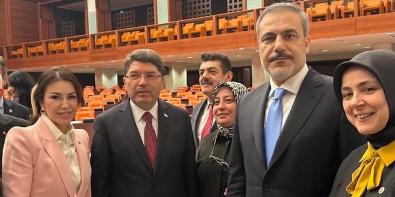 Hakan Fidan ve Yılmaz Tunç süreç komisyonunda!