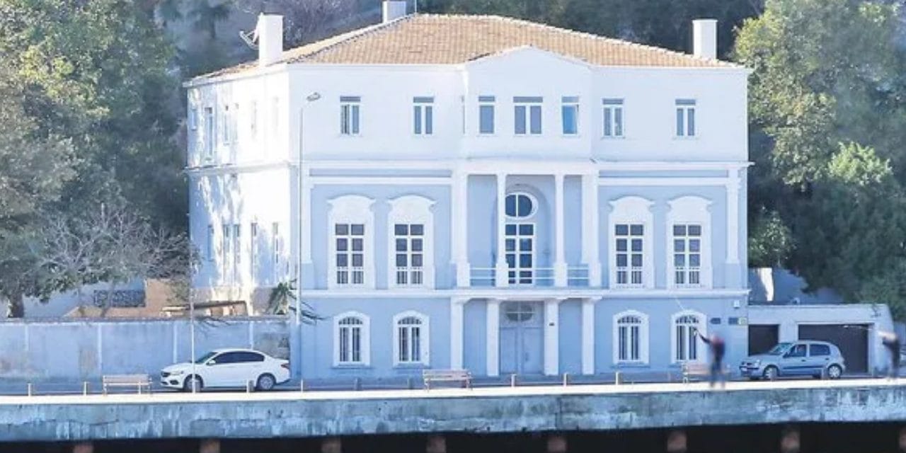 Tarabya'daki paha biçilmez arazi sahiplerini buldu! Rusya kaybetti