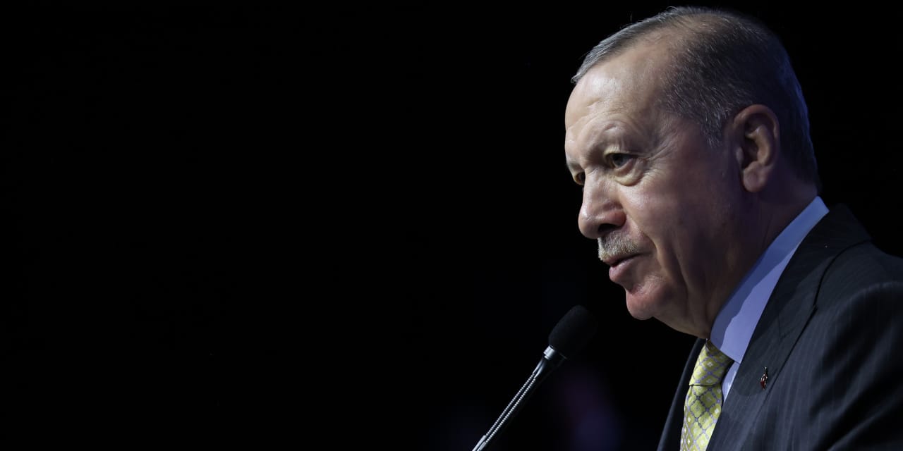 Erdoğan ne demek istedi? "Özel böyle giderse CHP ya şanzıman dağıtacak..."