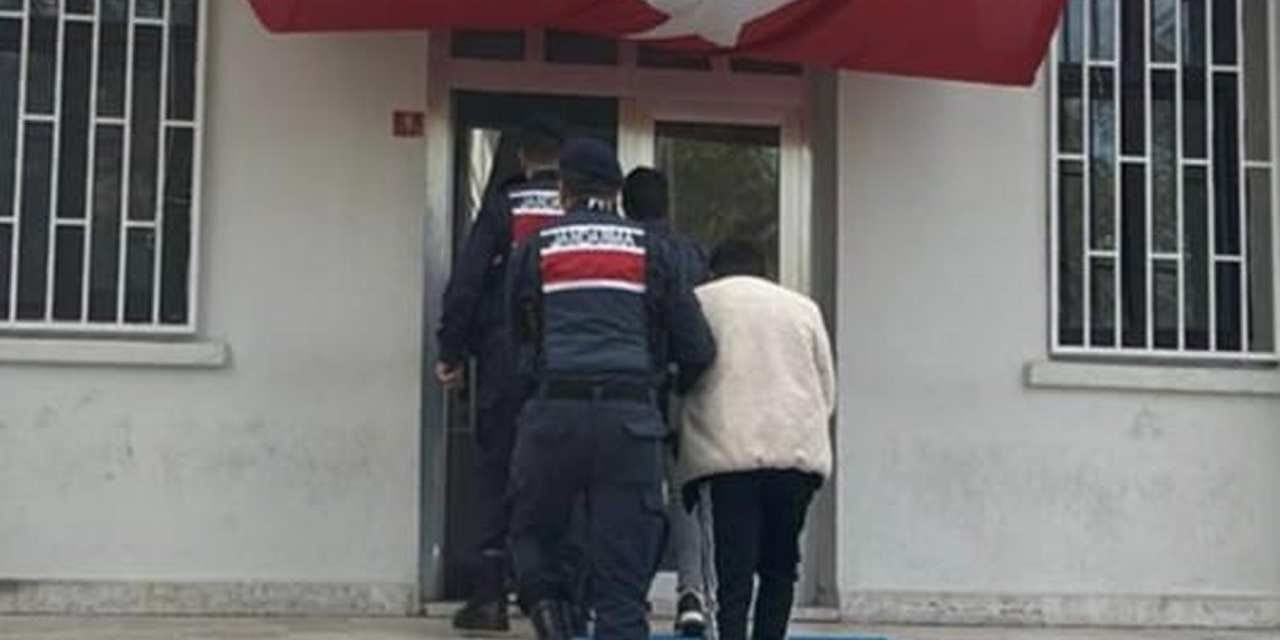 TIR'la yurt dışına çıkmak istedi: Firari FETÖ'cü yakalandı