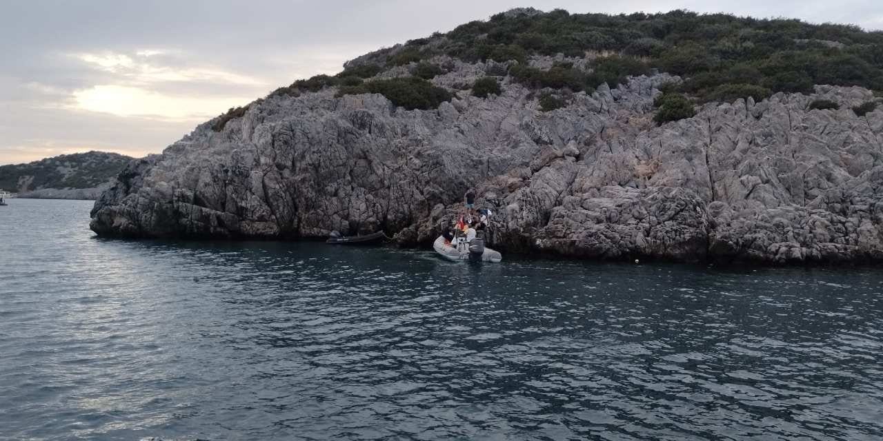 Bodrum’da bot kayalıklara çarptı: 4 yaralı