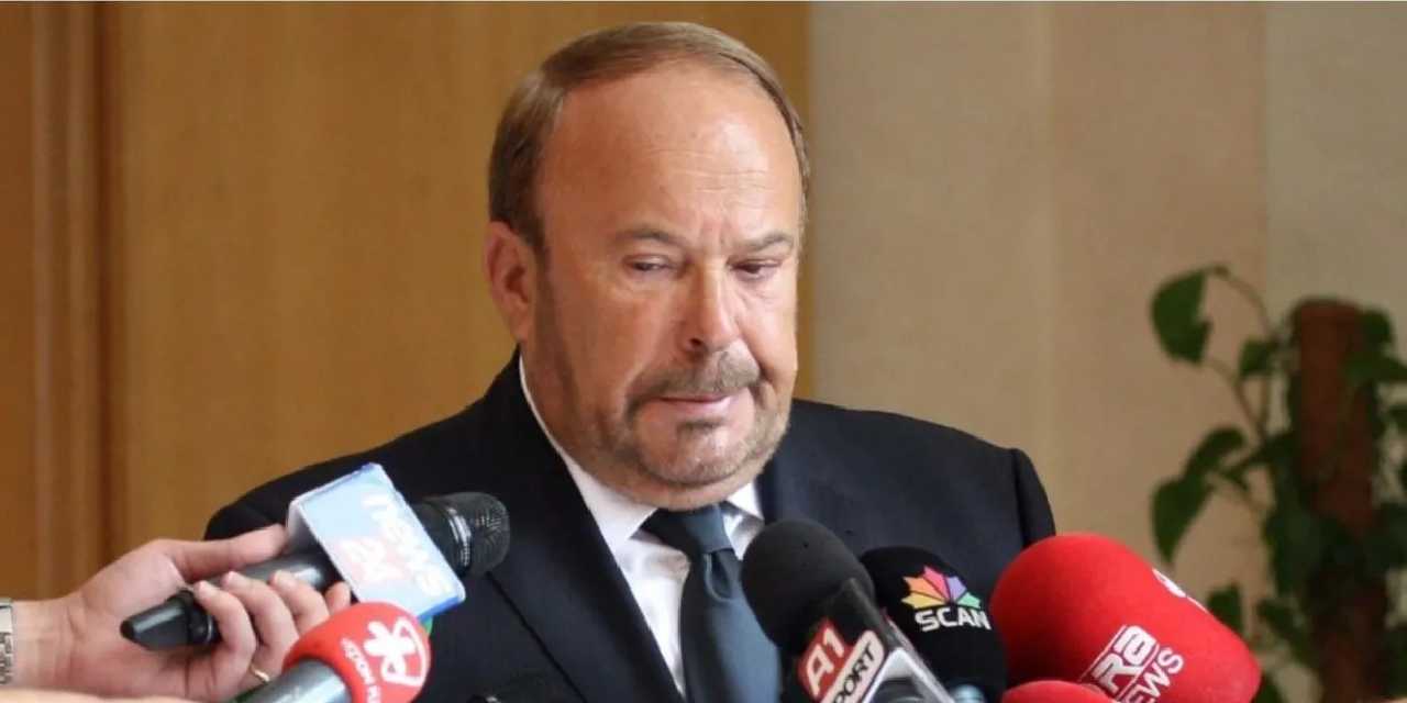 Eski Arnavutluk Başbakanı Fatos Nano'nun cenazesi toprağa verildi