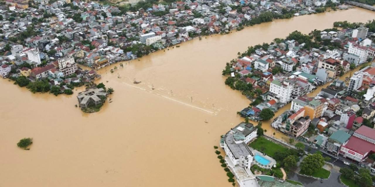 Vietnam'da sel felaketi: Ölü sayısı 40'ı aştı