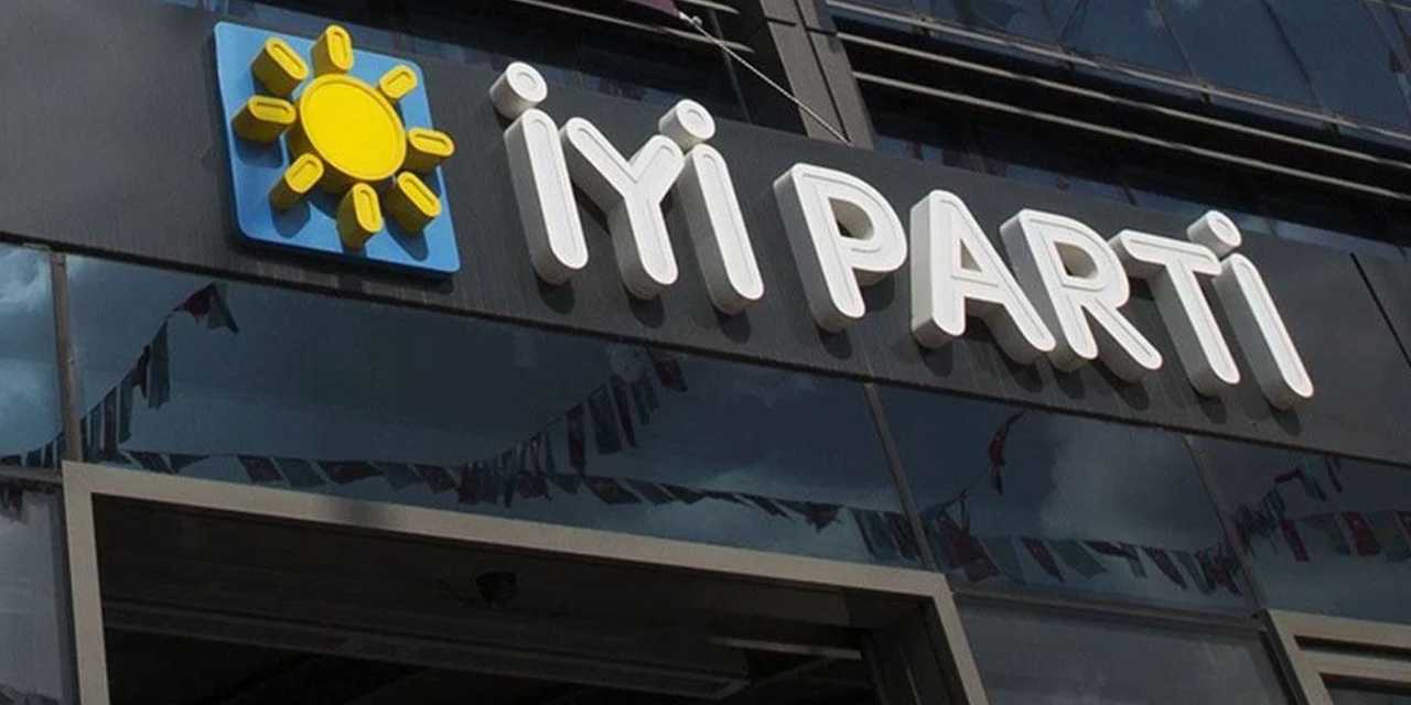 İYİ Parti'den AKP'ye QR kodlu yanıt!