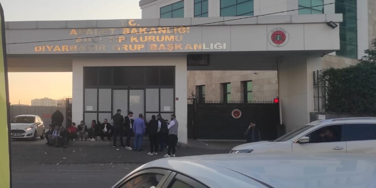 Akraba aileler arasında silahlı çatışma: 1 ölü 1 yaralı