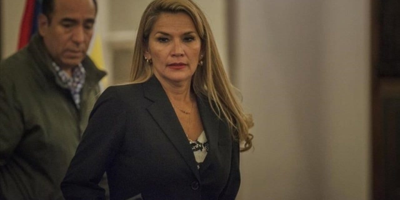 Eski devlet başkanı tahliye edildi