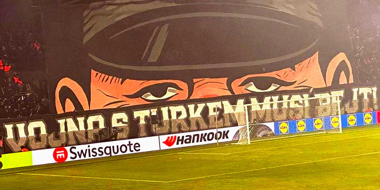 Fenerbahçe maçında pankart skandalı: Şaşkına çeviren açıklama