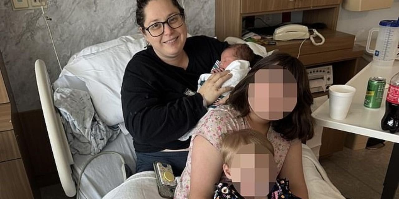 Böbrek taşı sandı bebek çıktı! 9 ay hamile kalan kadının ruhu bile duymadı