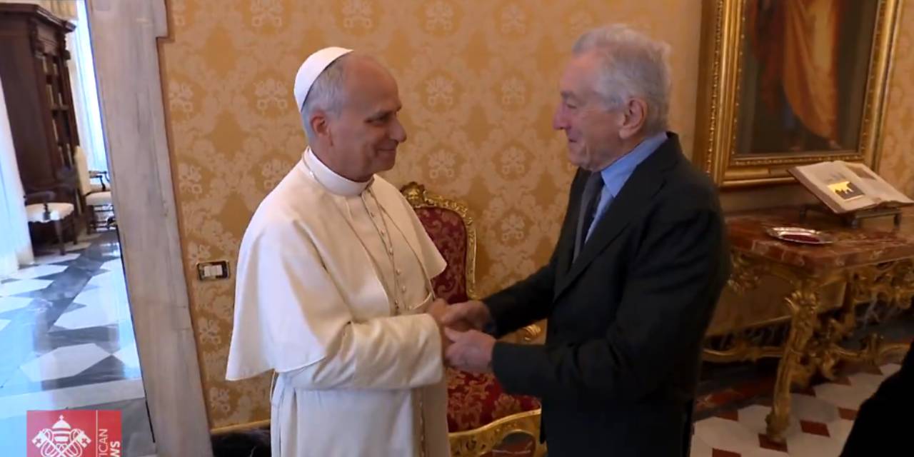 Papa ile ünlü aktör Robert De Niro görüştü