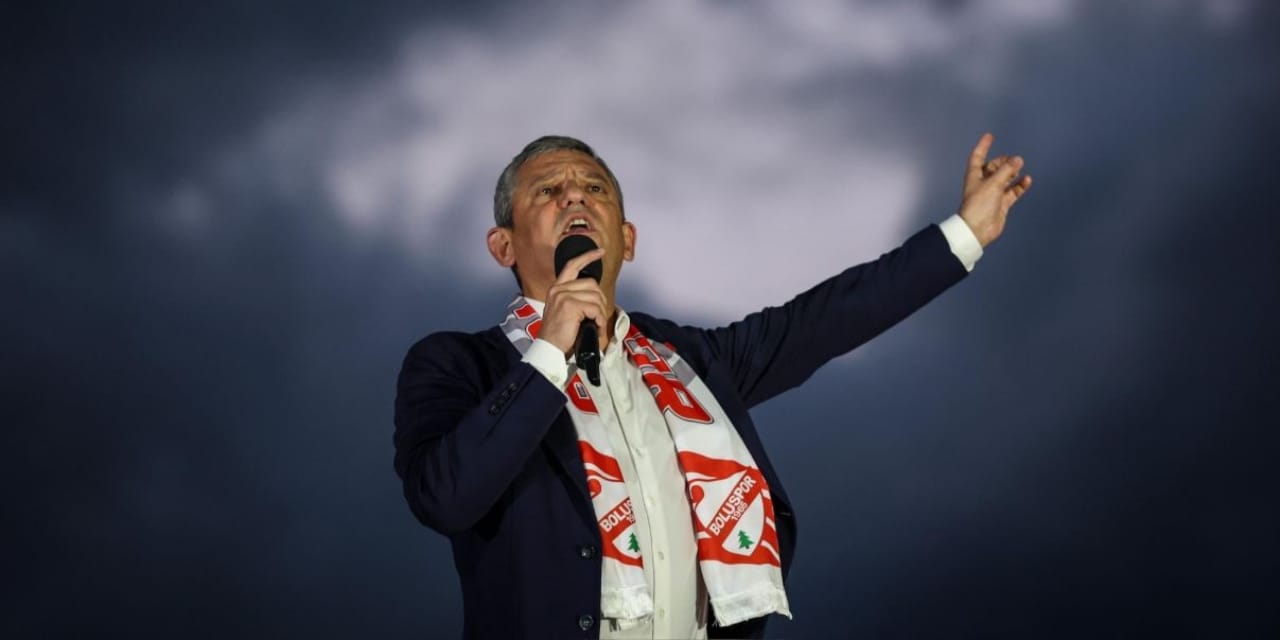 Özgür Özel: Meydanlarda milletimizleyiz