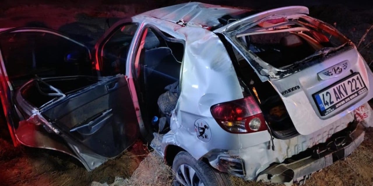 Konya'da araç şarampole devrildi: 1 ölü 3 yaralı