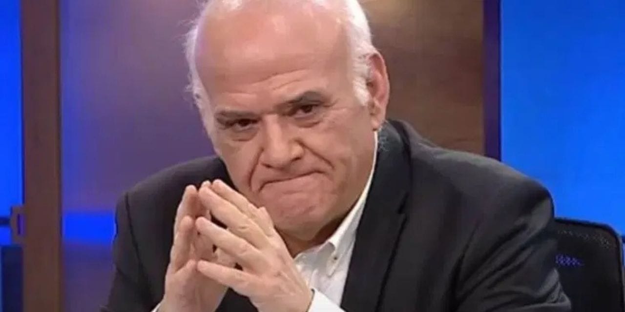 Ahmet Çakar: Galatasaray satmazsa enayidir!