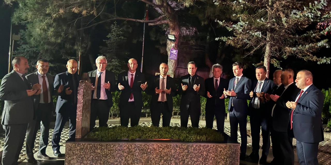 Alparslan Türkeş'in kızından MHP'lilere 'İmralı' tepkisi: Vicdanınızı mı rahatlatıyorsunuz?