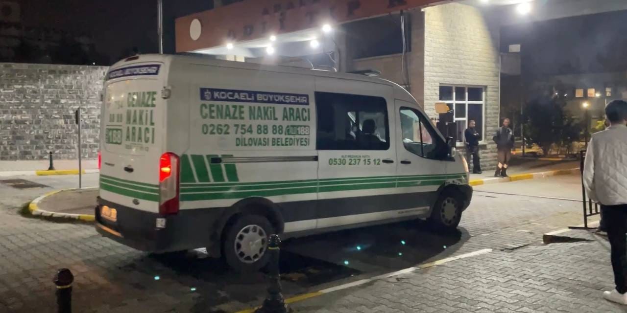 Fabrika yangınında ölenlerin cenazesi yakınlarına teslim edildi