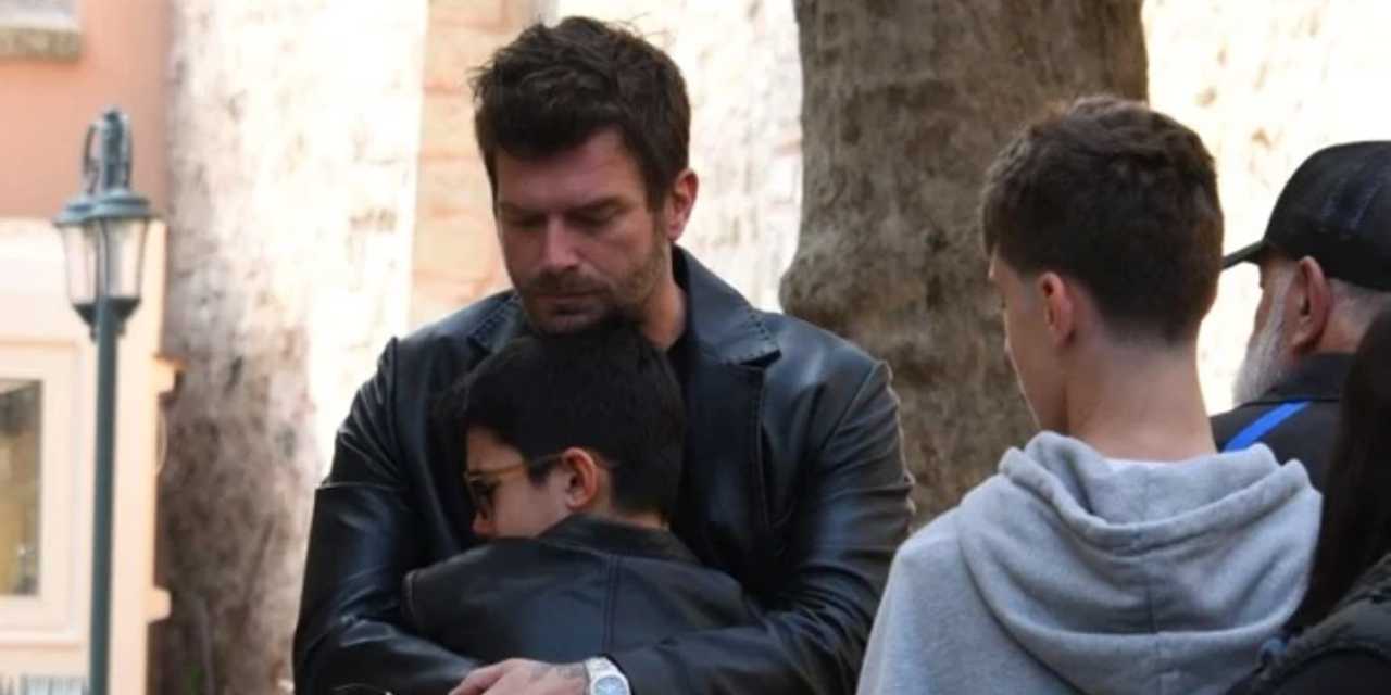 Kıvanç Kasabalı'nın acı günü! Kıvanç Tatlıtuğ yalnız bırakmadı