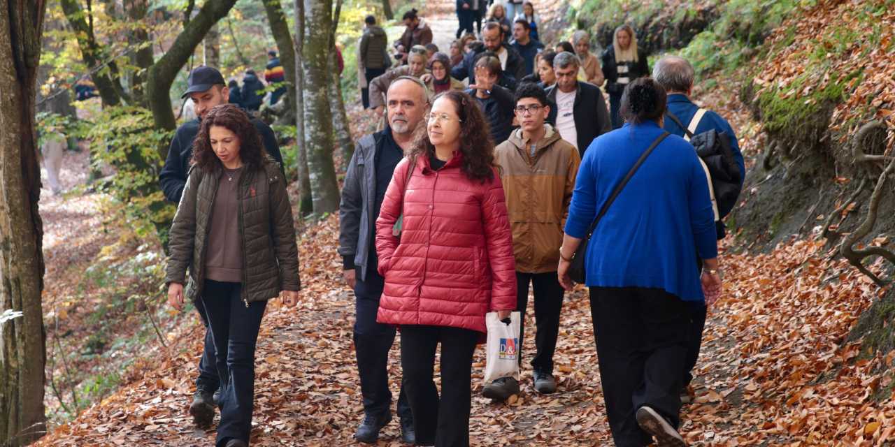 Okullara ara verildi: Herkes oraya akın etti