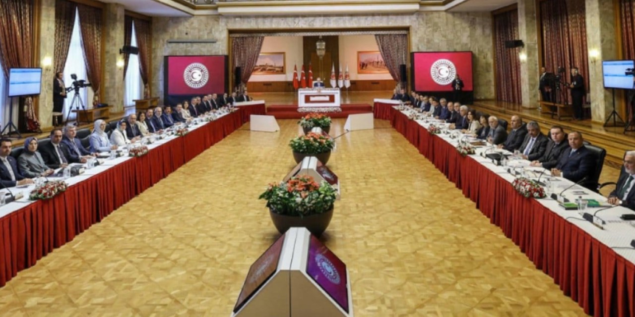 Komisyonda kritik toplantı haftası: İmralı ziyaretinin de ele alınması bekleniyor