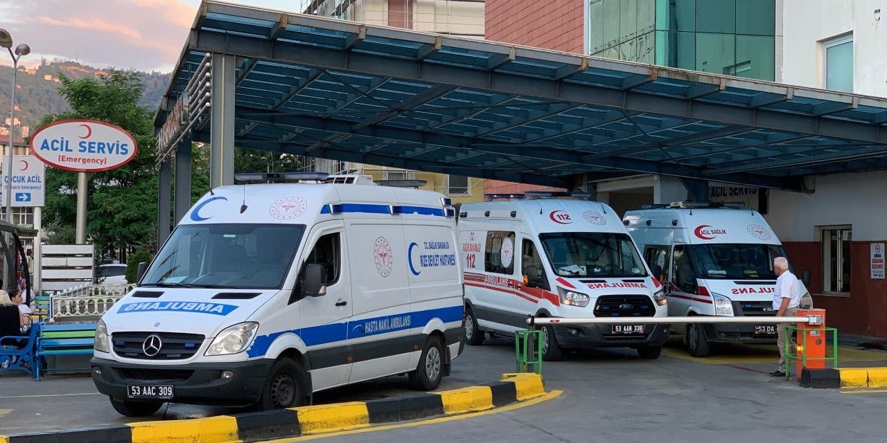 Mevlit yemeği kabusa döndü: 94 kişi zehirlendi