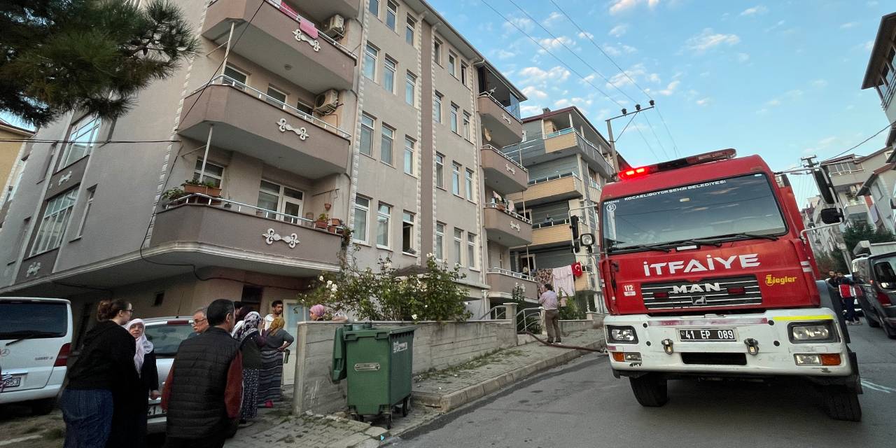 Mutfakta yangın çıktı: Evde tek başına olan kadın canını zor kurtardı