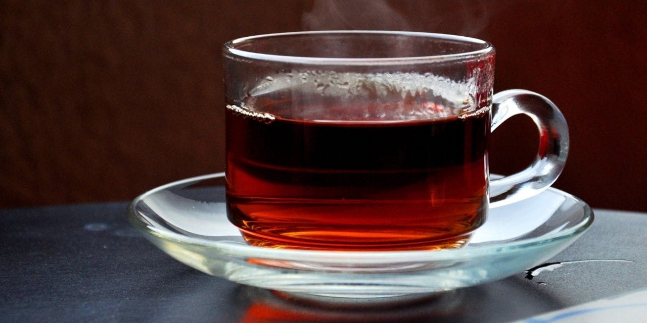 Çayı boyayla demlemişler!